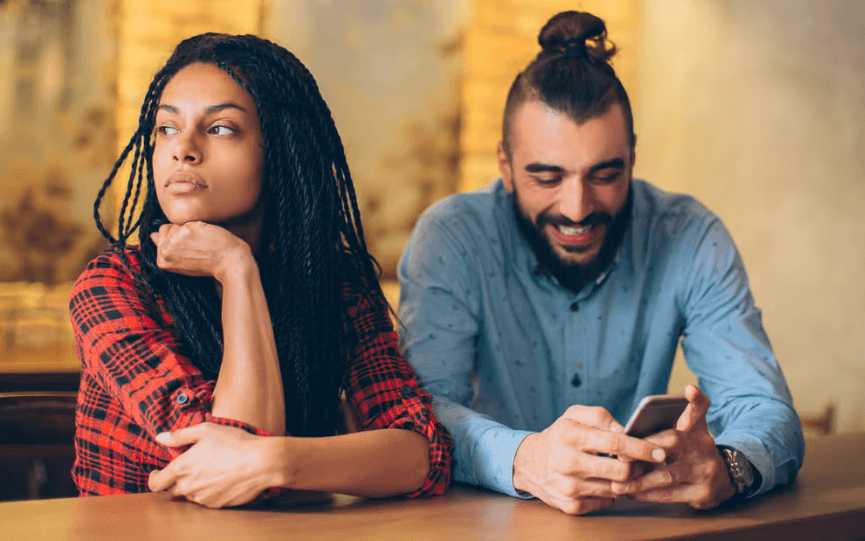 Why People Turn to a Website to Catch Cheaters in Modern Dating
