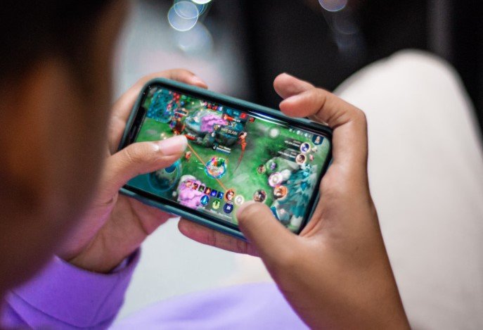 How To Catch Cheaters in Online Gaming