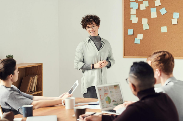 Client Communication: Mastering the Art of Motivational Dialogue