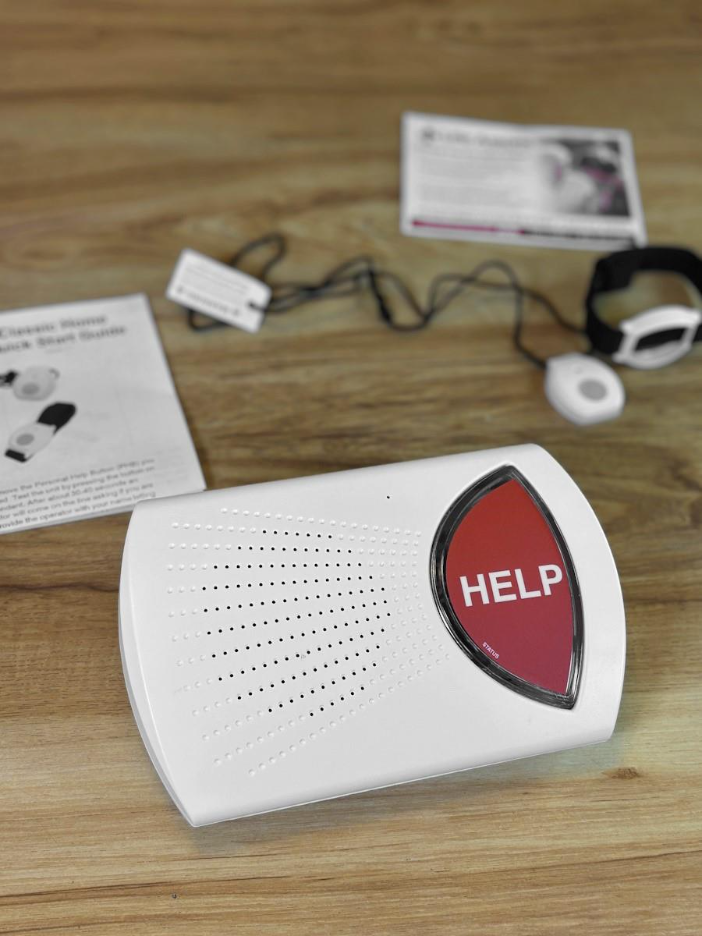 From Panic To Protection: How Medical Alert Systems Step In During Emergencies 