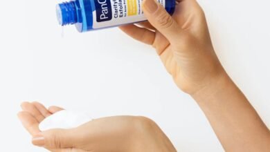 What Does Salicylic Acid Do? Benefits You Should Know